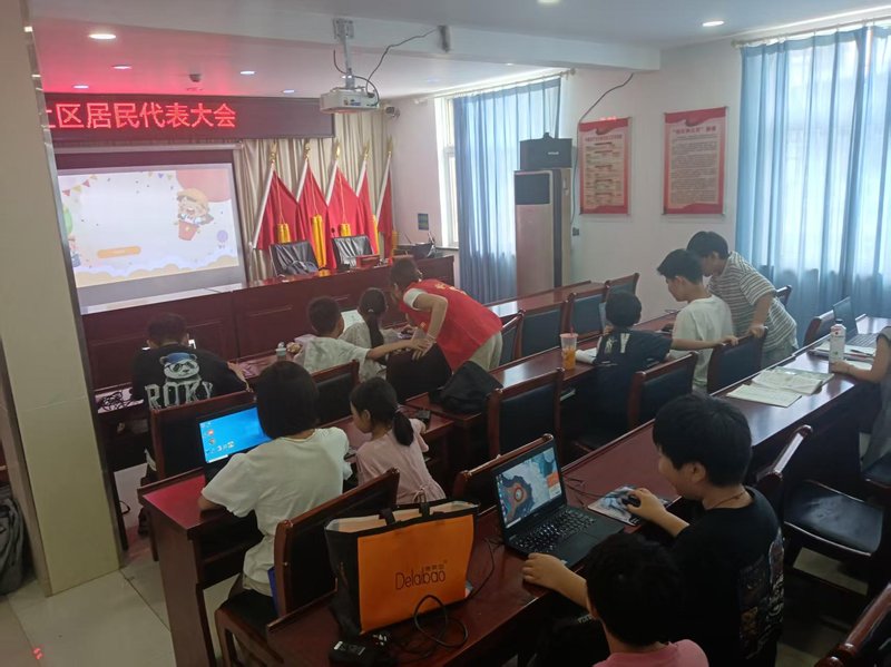 开展为期十五天的暑期托管志愿服务